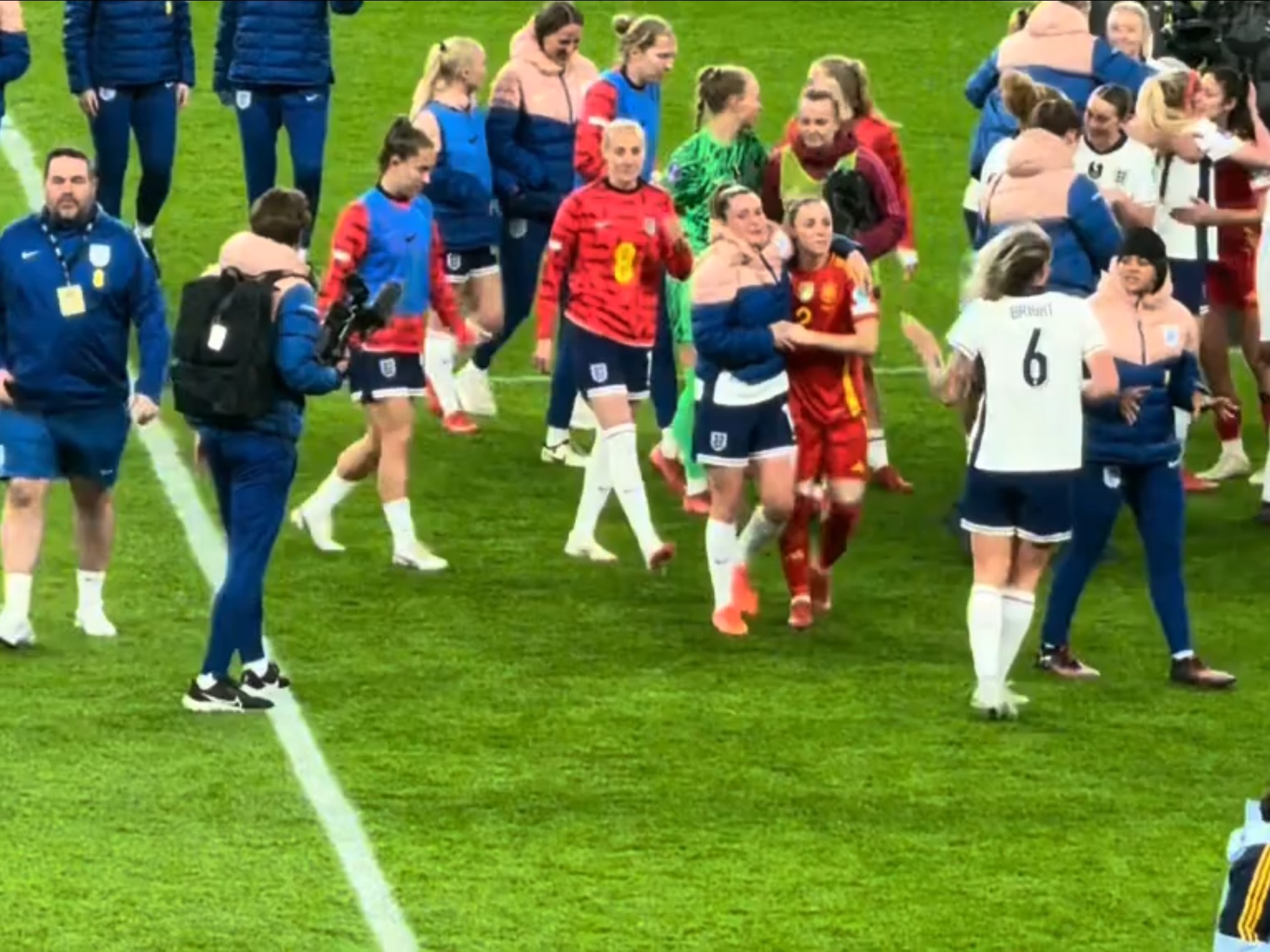 荷兰客场大胜拉脱维亚，实现三连胜