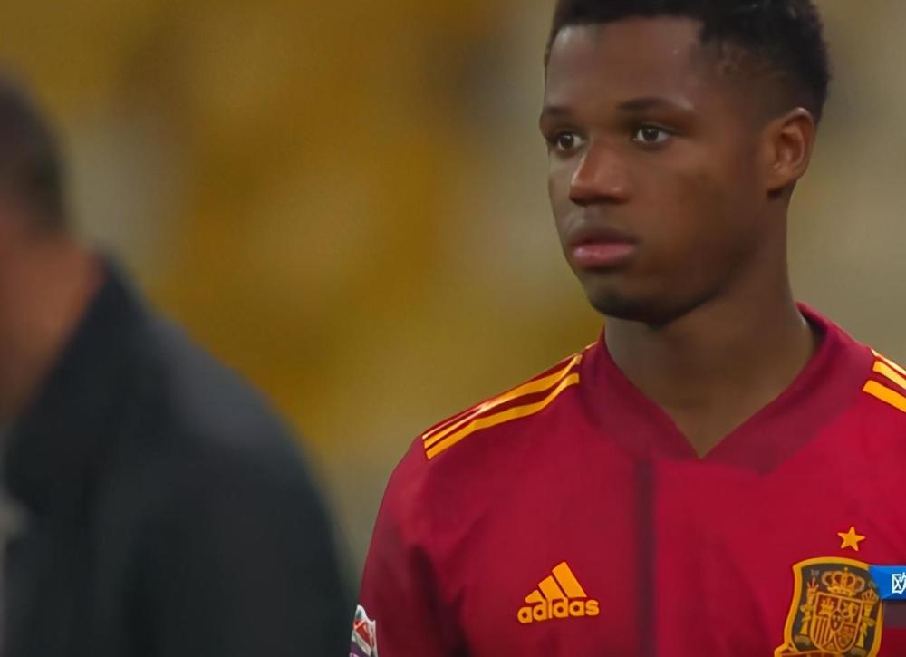 荷兰队大胜乌克兰，欧国联角逐激情澎湃的简单介绍