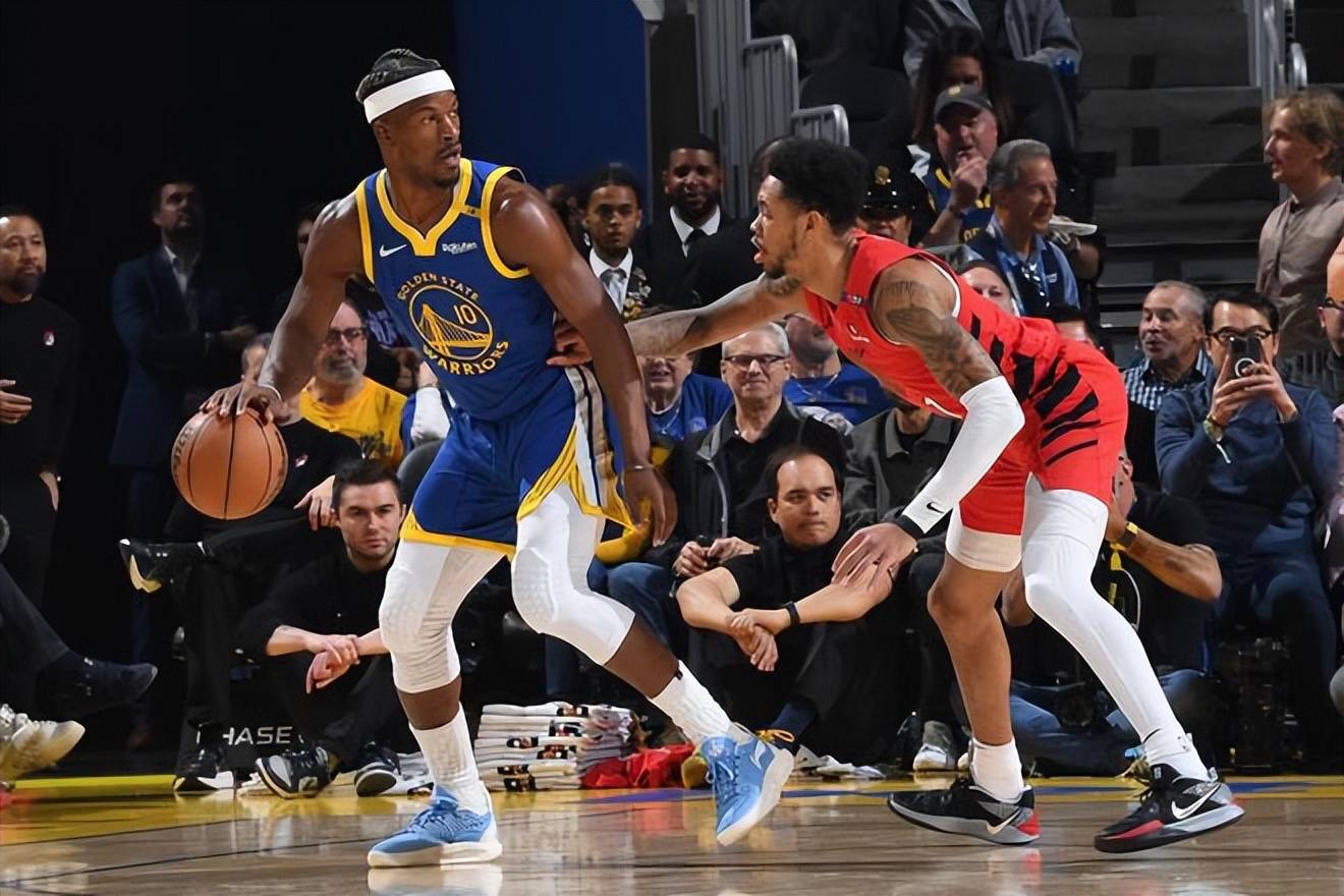 开拓者客场胜勇士，迎来两连胜