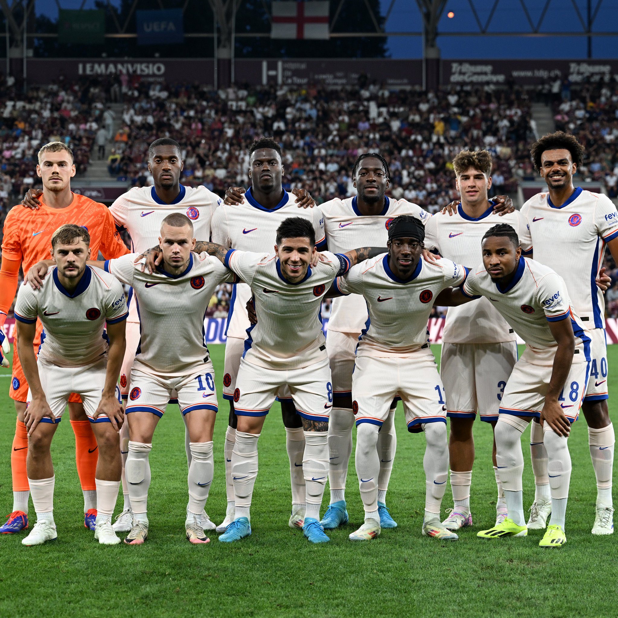 包含切尔西客场险胜，晋级希望渐浓的词条