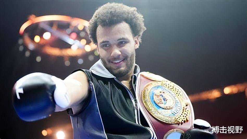 马德里男子拳击选手稳坐冠军宝座 马德里男子拳击选手稳坐冠军宝座