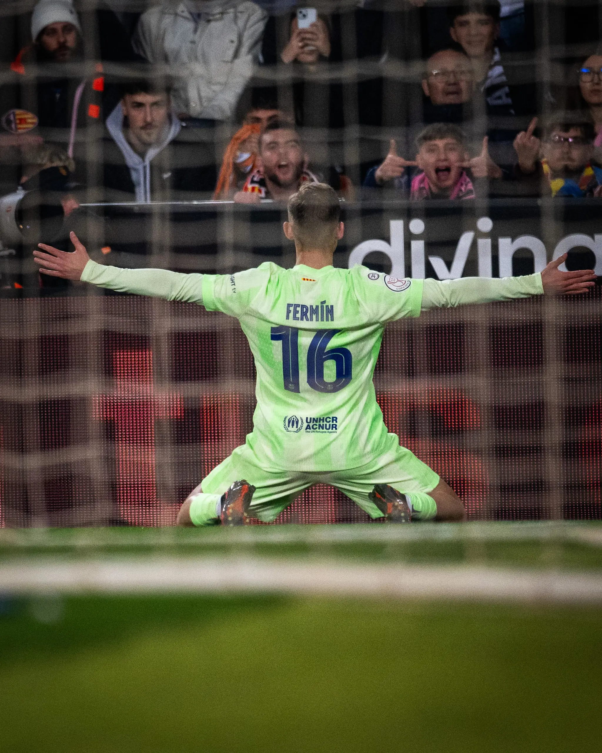 瓦伦西亚遭遇主场失利，降级阴影再现！的简单介绍