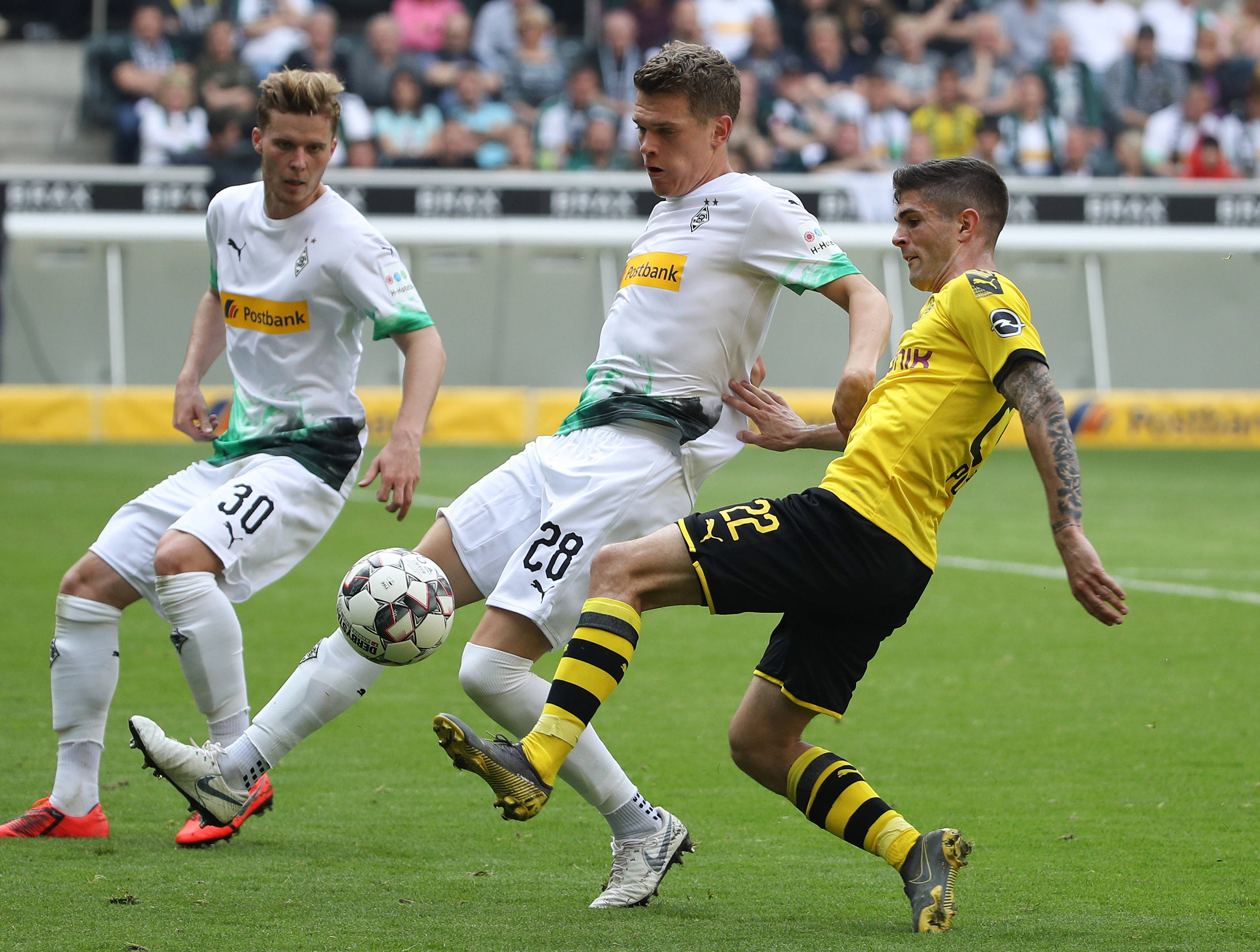 关于拜仁慕尼黑主场3-4不敌门兴格拉德巴赫,遭遇赛季首败的信息 关于拜仁慕尼黑主场3-4不敌门兴格拉德巴赫,遭遇赛季首败的信息