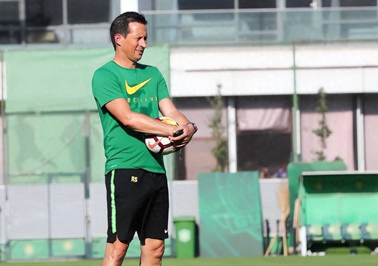 关于勒沃库森主场1-0小胜罗斯首夺施密特手下首胜的信息 关于勒沃库森主场1-0小胜罗斯首夺施密特手下首胜的信息