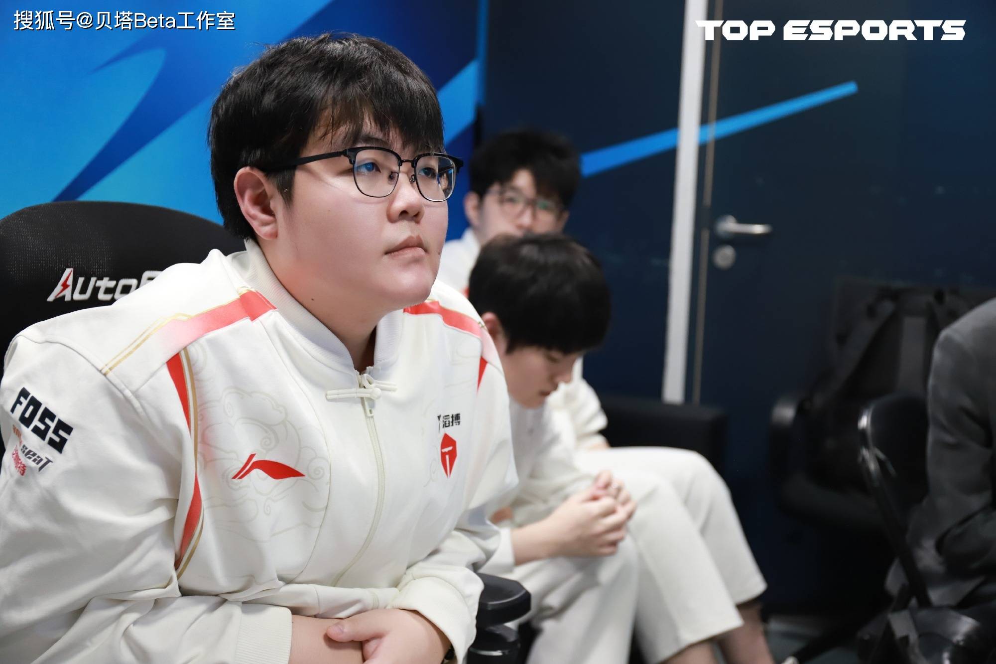 KT横扫TES,Scout开启传奇时刻八强赛2:0(北京) KT横扫TES,Scout开启传奇时刻八强赛2:0(北京)