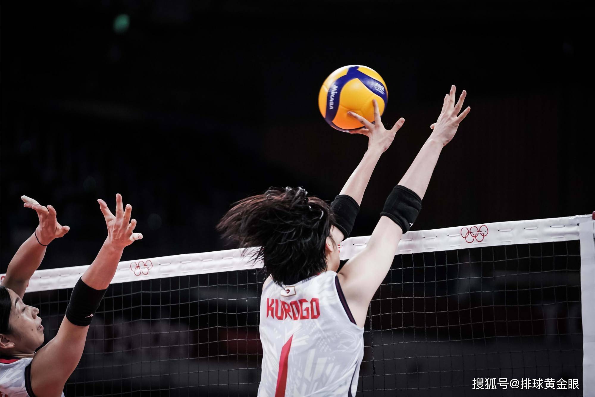 包含算多美尼亚篮球队以惊艳表现晋级的词条 包含算多美尼亚篮球队以惊艳表现晋级的词条