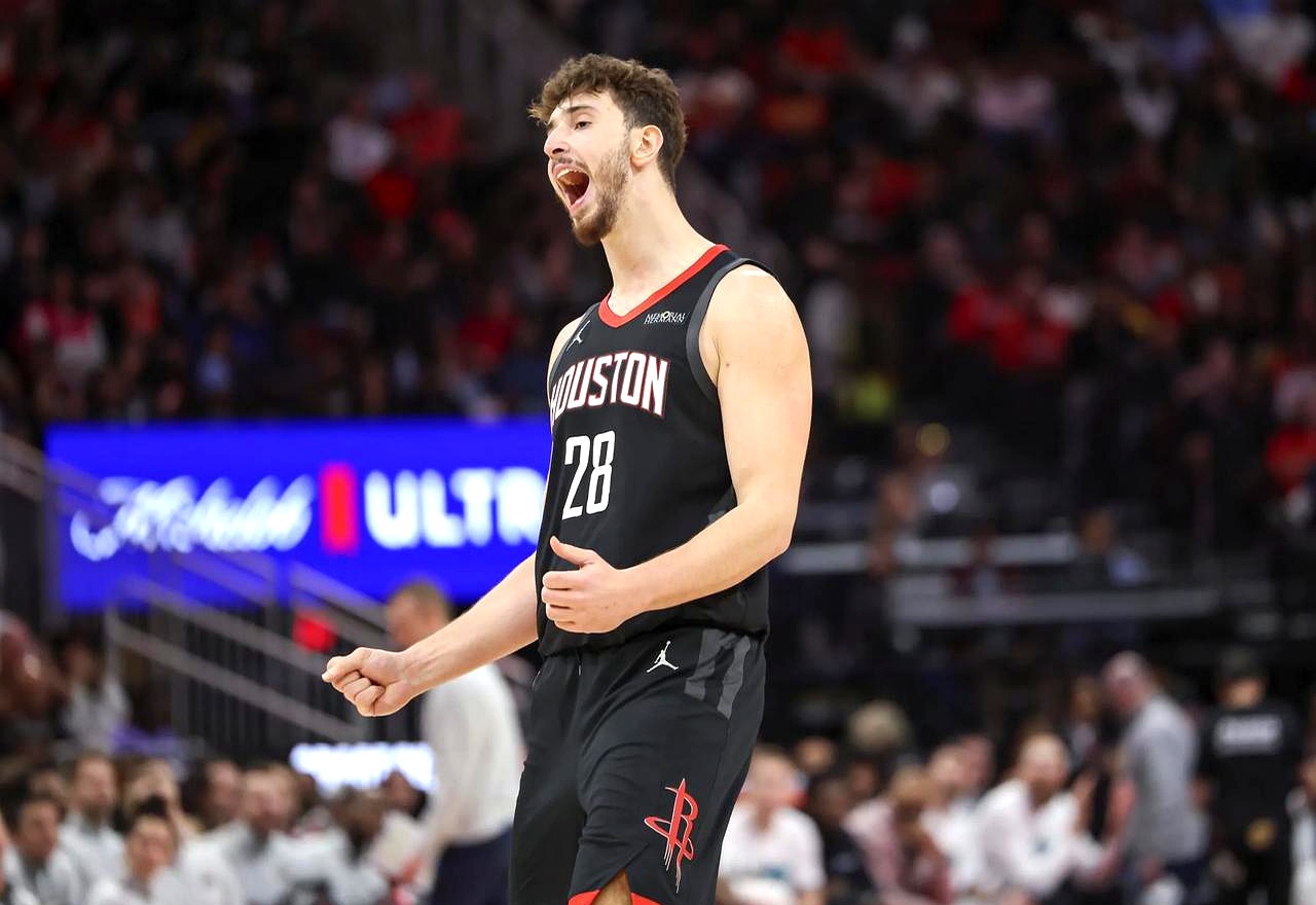 火箭击败鹈鹕,保持不败 火箭击败鹈鹕,保持不败