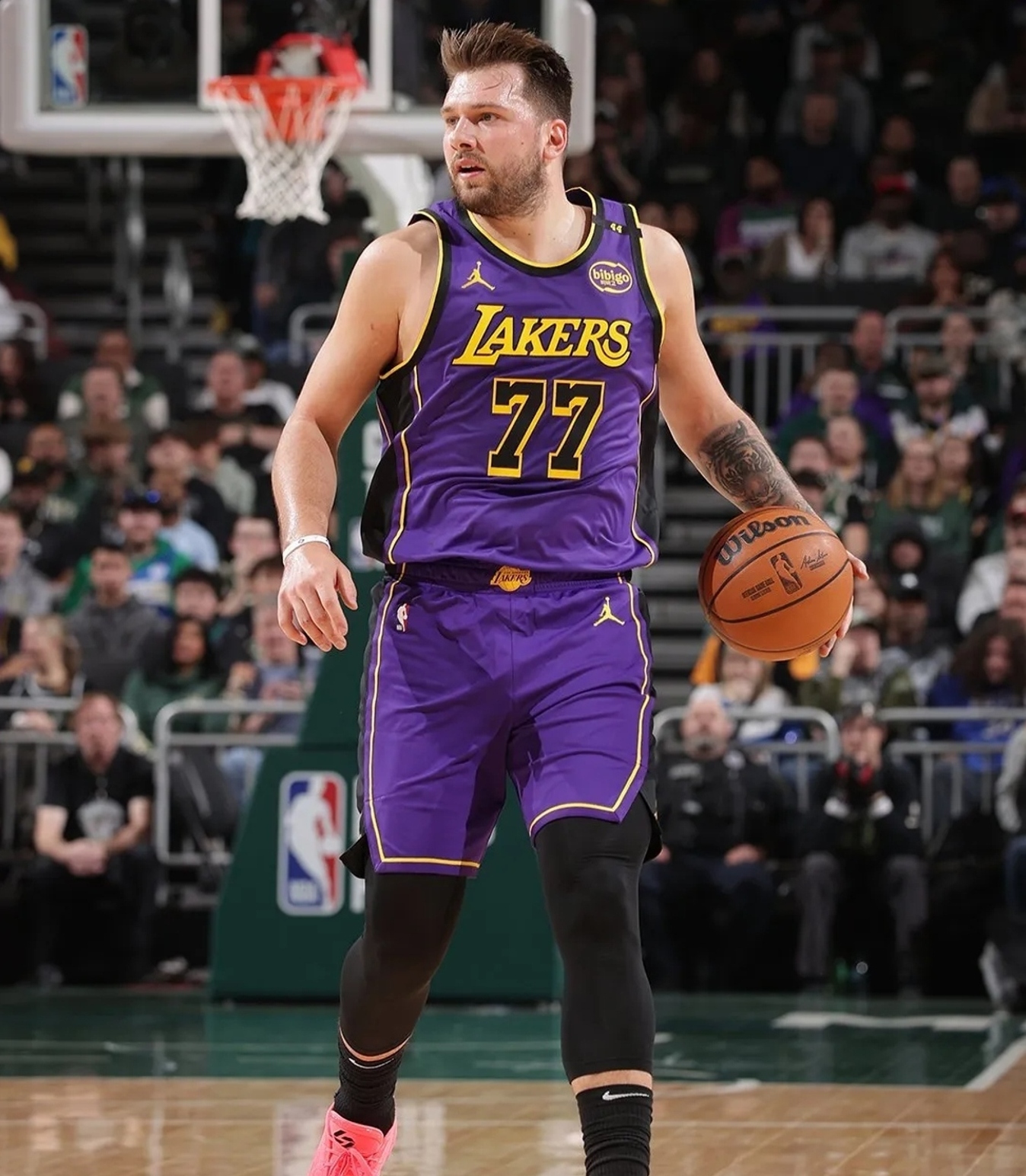 湖人输给雄鹿遭遇连败