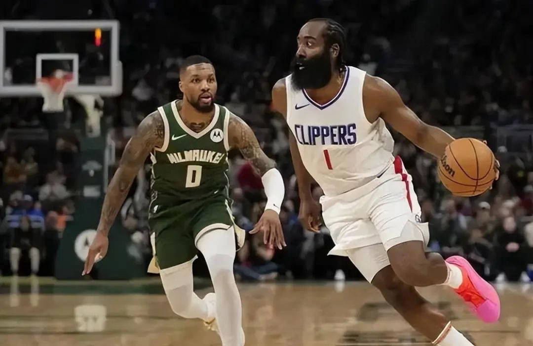 马刺队主控伦纳德迟迟复出未定,球队战绩岌岌可危 马刺队主控伦纳德迟迟复出未定,球队战绩岌岌可危