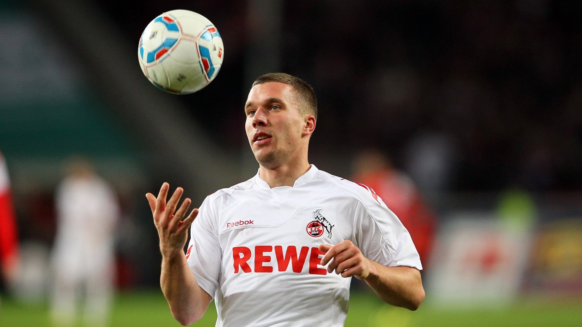 巅峰对决，从威斯特法伦到天山，竞技体育的永恒战歌